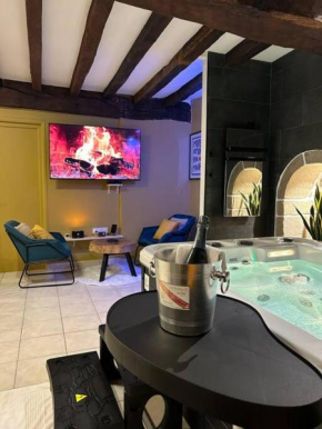 L'Etreinte, gîte de charme avec jacuzzi intérieur et sauna